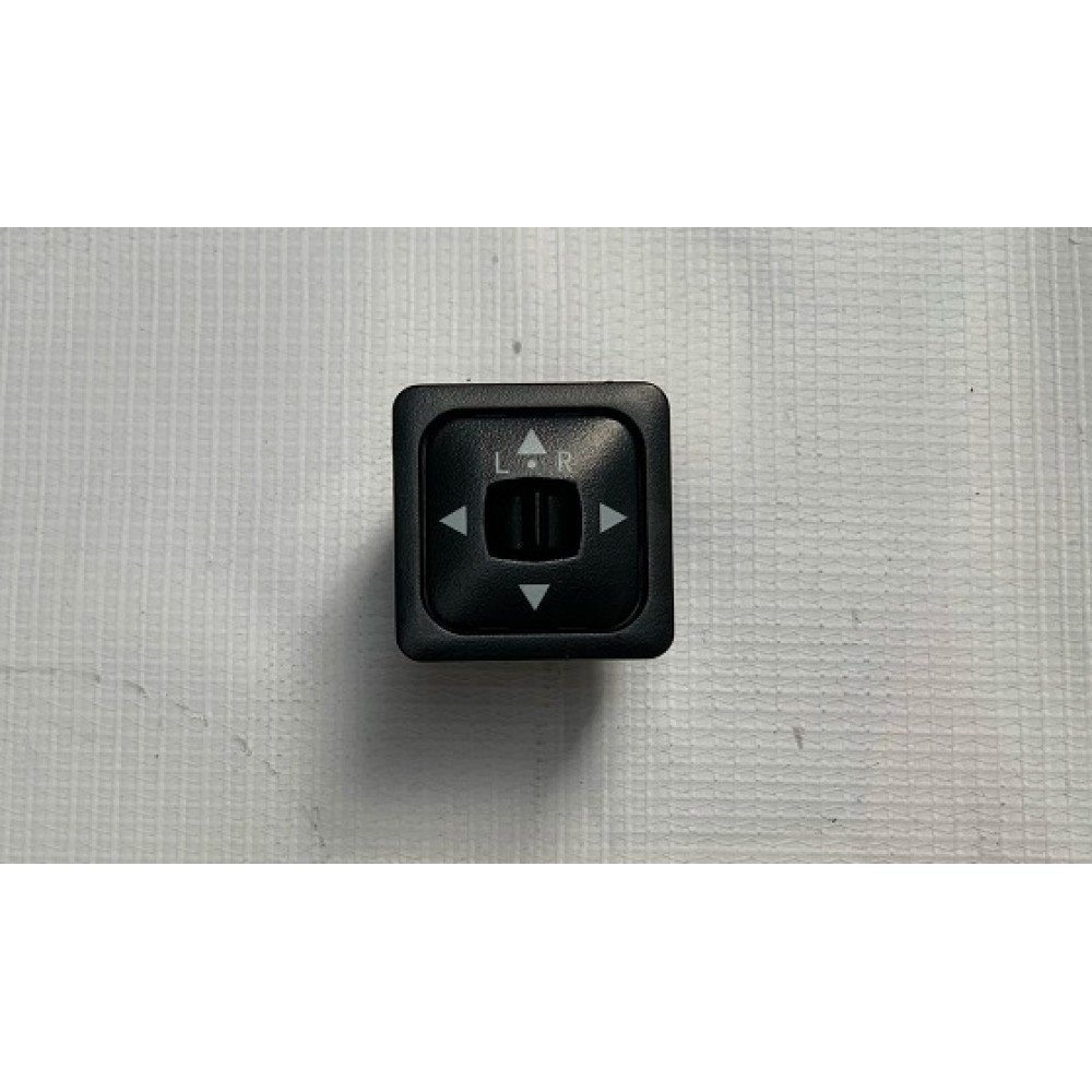 AR EV- E CAR 070
DİKİZ AYNA AYARLAMA DÜĞMESİ_699d962f2b1de.jpeg AR EV- E CAR 070
DİKİZ AYNA AYARLAMA DÜĞMESİ - Görsel 1