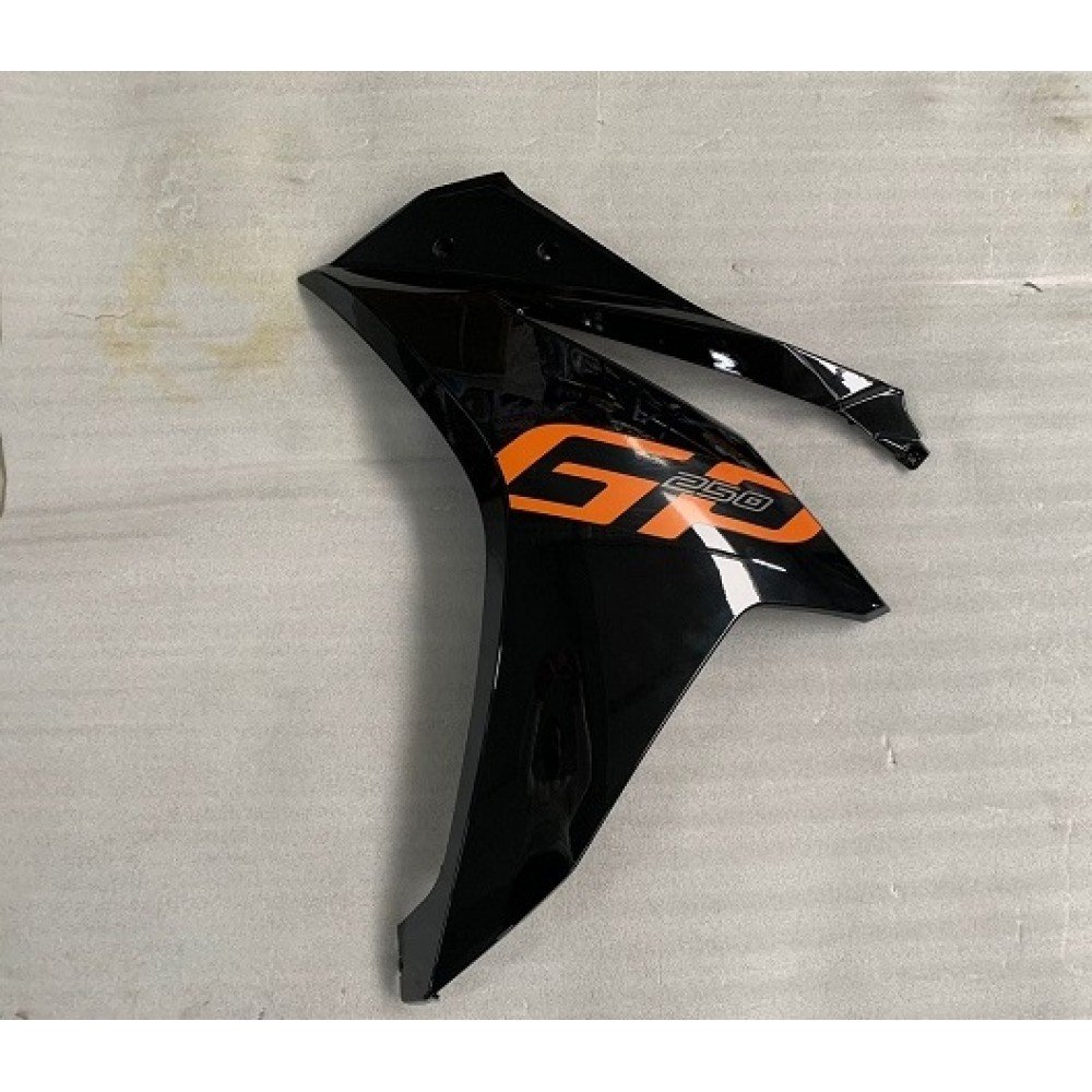 GP250 – 019
SOL RÜZGARLIK TURUNCU_699cbdb46bb95.jpeg GP250 - 019
SOL RÜZGARLIK TURUNCU - Görsel 1