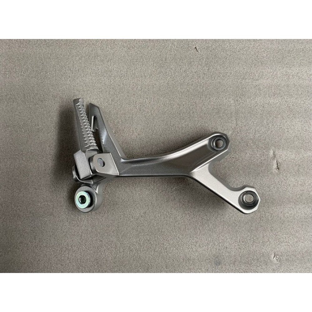 GP250 – 083
SAĞ ARKA BASAMAK KOMPLE_699cbf934b423.jpeg GP250 - 083
SAĞ ARKA BASAMAK KOMPLE - Görsel 1